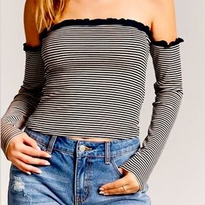 Black and White Off Shoulder Ribbed Crop Top